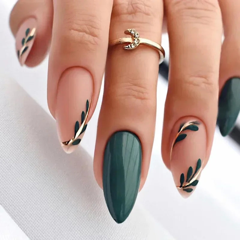 Press-On Nails Grüne Blätter – Mandelförmige French Kunstnägel