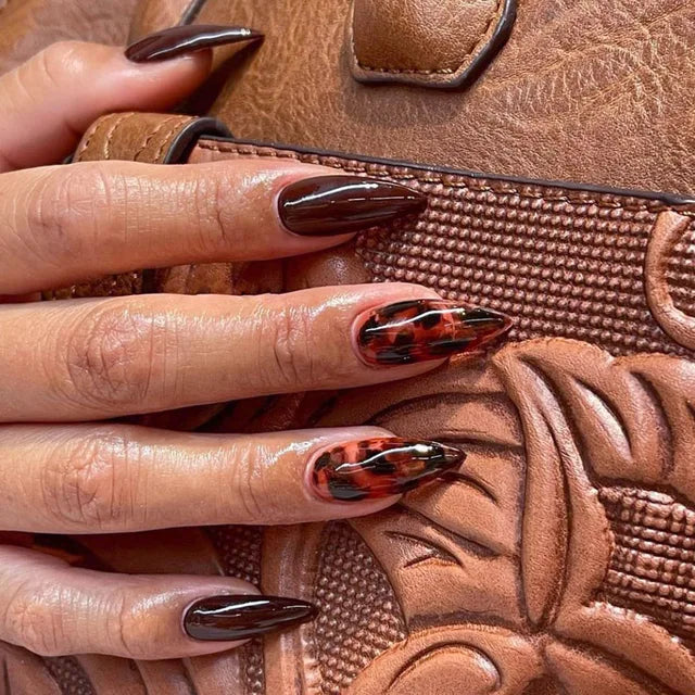 Press-On Nails French Colorblock – Mandelförmige Kunstnägel
