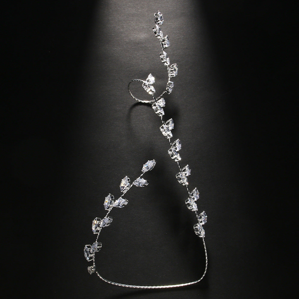 Blatt Hand-Kette – Eleganter Handschmuck für besondere Momente