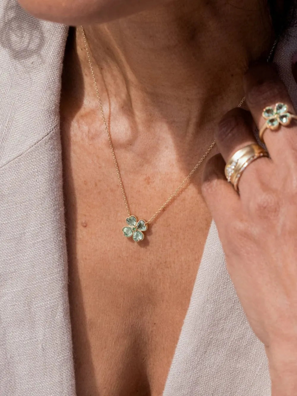 Clover – Zirkonia Kette Edelstahl Gold