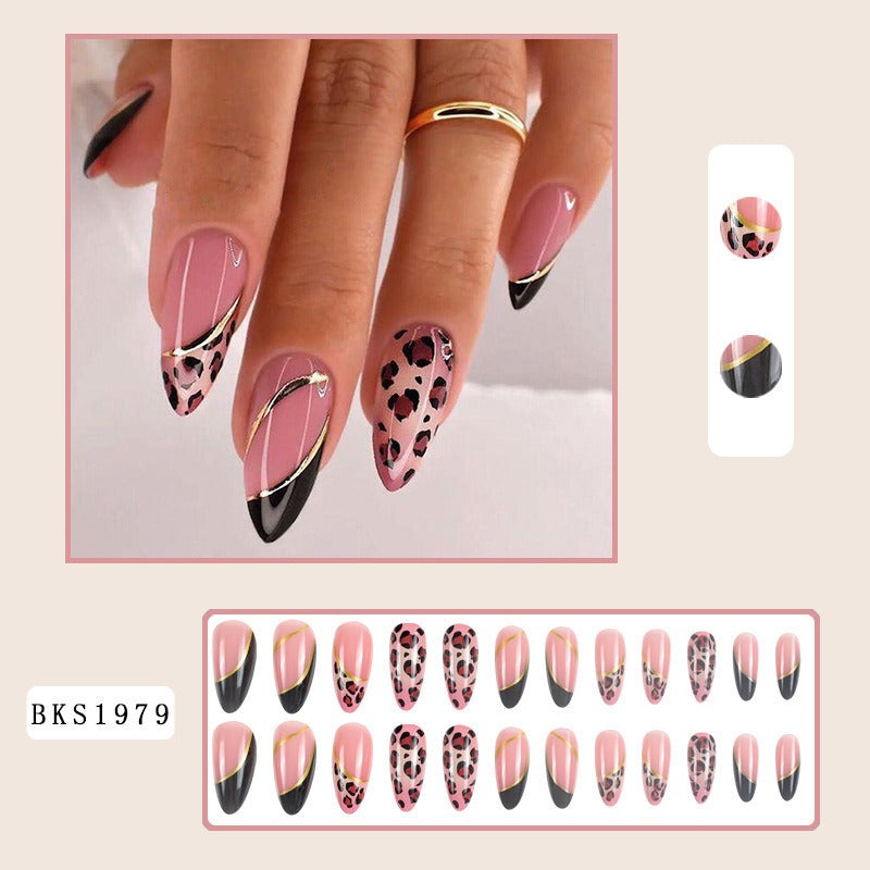 Press-On Nails Mandel Ins Style – Hot Girl Nageldesign