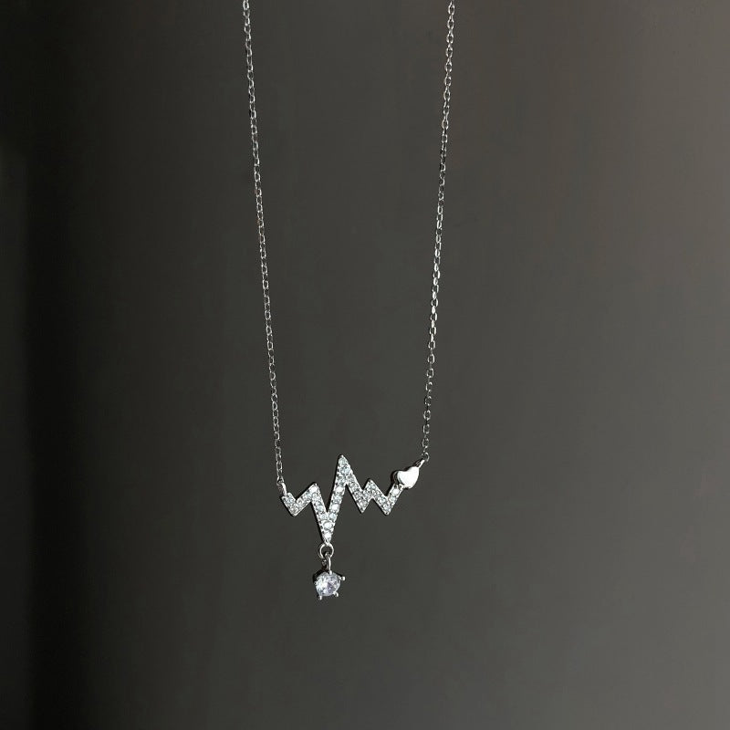Herzschlag Halskette – EKG Collarbone Chain | 2 Farben