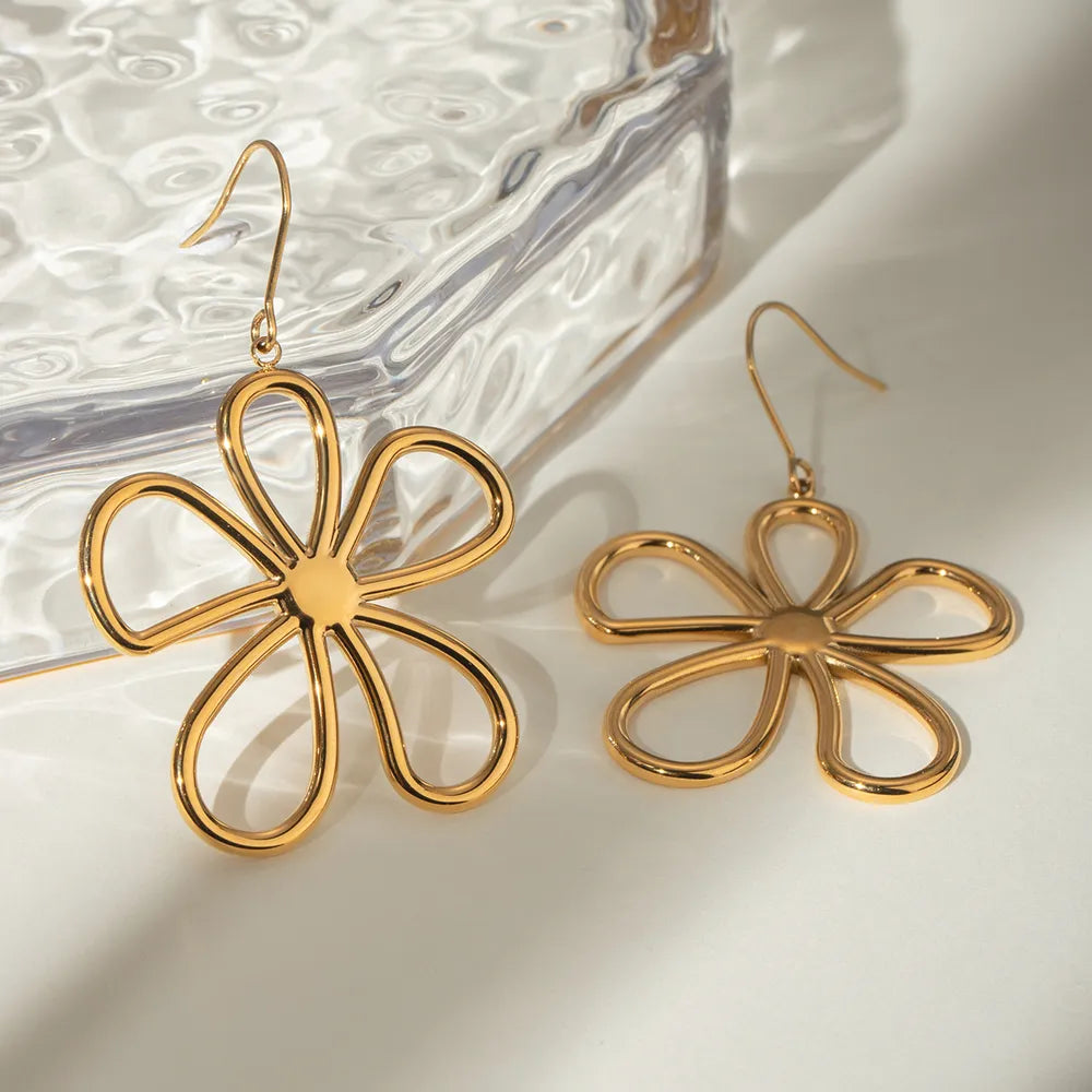 Petal – Linie Blumen Ohrstecker Edelstahl