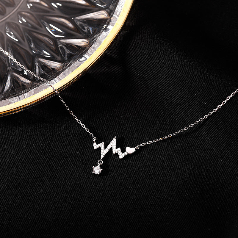 Herzschlag Halskette – EKG Collarbone Chain | 2 Farben