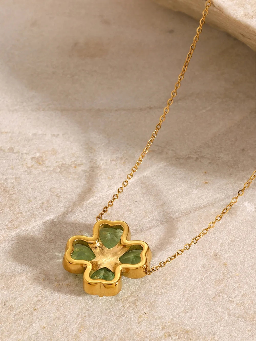 Clover – Zirkonia Kette Edelstahl Gold