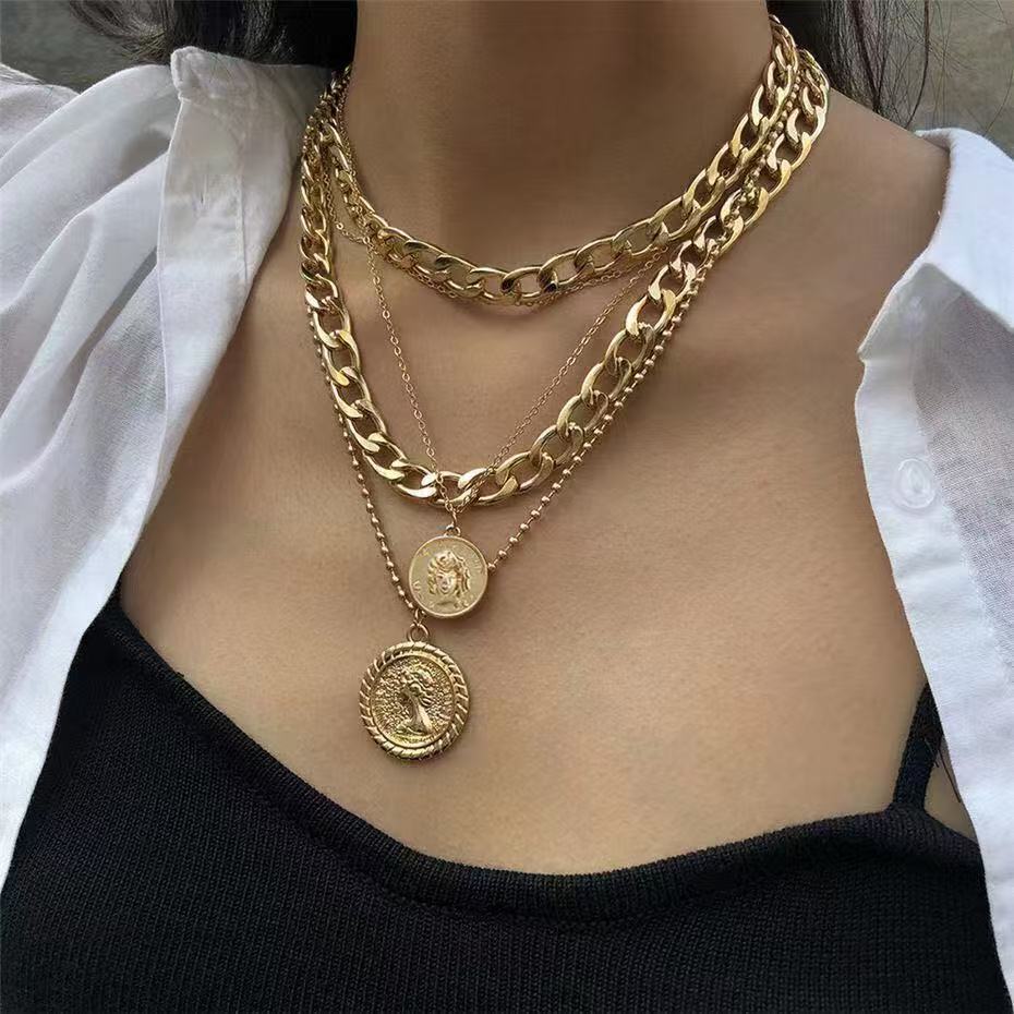Statement Layered Halskette – Mehrlagig & Einzigartig | 4 Styles