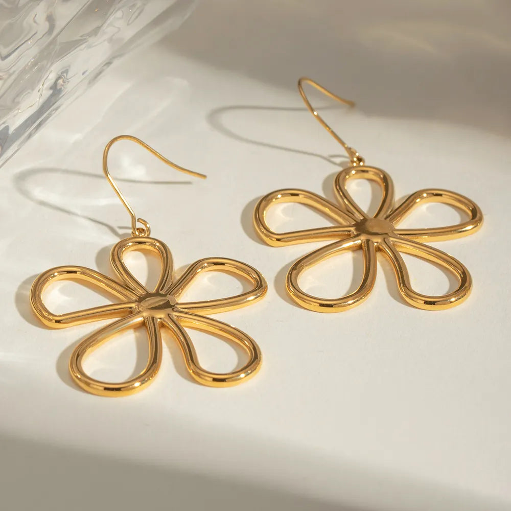 Petal – Linie Blumen Ohrstecker Edelstahl
