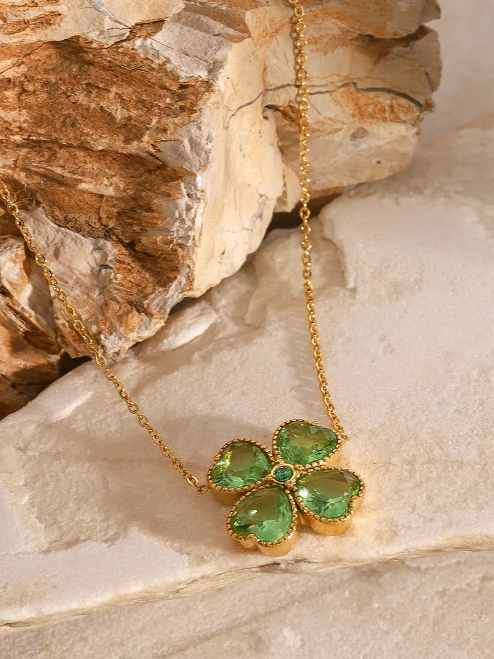 Clover – Zirkonia Kette Edelstahl Gold